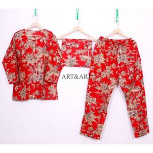 Conjunto de Pijama Floral Elegante y Modesto para Mujer, 100% Algodón Ecológico, Cómodo y Suave, con Pantalones y Camisa de Patrón Sólido - Product Image 6