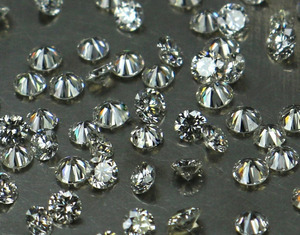 Diamant de laboratoire de haute clarté, 0,5 ct, rond, couleur D, pureté VVS, brillant, pour fabricants de bijoux - Product Image 3