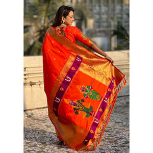 Sari Paithani de Seda con Bordado Zari Naranja Tradicional, con Diseño del Dios Vitthala, Ropa India y Pakistaní, Tejidos de Élite, 650g - Product Image 3