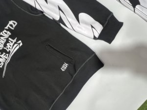 ชุดเซ็ตฮู้ดดี้พิมพ์ลายสกรีนแบบใหม่ล่าสุด พร้อมกางเกงขาบาน ชุดวอร์มสำหรับผู้ชาย - Product Image 5