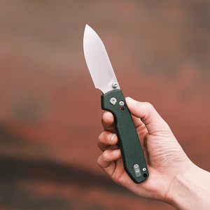 Couteaux avec lame pointue argentée, manche texturé vert, clip de poche, verrouillage sécurisé pour le camping en plein air et l'usage quotidien - Product Image 1
