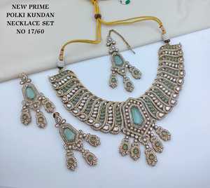 Fancy Collection Classic High Quality Gold Plated Geometric Design Claw Setting Imitation Pearl Kundan Wedding Necklace <b>Set</b> - Product Image 1