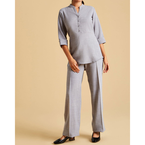 Tenues d'uniformes de travail personnalisées pour femmes et unisexes, tuniques, ensembles de blouses, vêtements de salon de beauté et de spa, coton, polyester, élasthanne, 65% polyester, 35% coton - Product Image 1