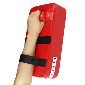 Nuevo Lanzamiento: Almohadilla Rectangular de Alta Calidad para Patadas, Boxeo y Muay Thai con Objetivo de Enfoque en el Pie para Entrenamiento de Artes Marciales - Product Image 5