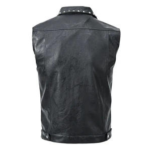 Gilet en cuir pour homme grande taille style punk avec rivets, col rabattu, vêtement d'extérieur, coupe régulière, couleur unie, sans manches, pour l'automne - Product Image 2