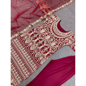 Conjunto de ropa de fiesta de diseñador para mujer, parte superior inferior y Dupatta, elegante y elegante - Product Image 3