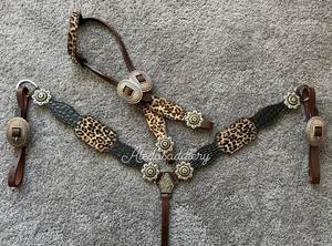 Nouvel ensemble d'équipement d'équitation en cuir naturel souple motif guépard rouge personnalisable, léger et saisonnier, pour chevaux, collection 2026, vente chaude - Product Image 3