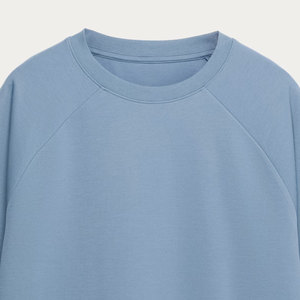 เสื้อสเวตเชิ้ตคอกลมแขนราแกลนสีฟ้าอ่อนแบบยูนิเซ็กซ์ ทรงโอเวอร์ไซส์ สวมใส่สบายๆ สำหรับฤดูใบไม้ร่วง ผลิตจากผ้าฝ้าย 100% แบบเฟรนช์เทอร์รี่ถัก - Product Image 4