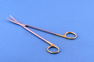 Tijeras Quirúrgicas MayoMed MAYO-STILLE de Acero Inoxidable Alemán con Bordes de Carburo de Tungsteno, Certificadas y Aprobadas por CE ISO - Product Image 3