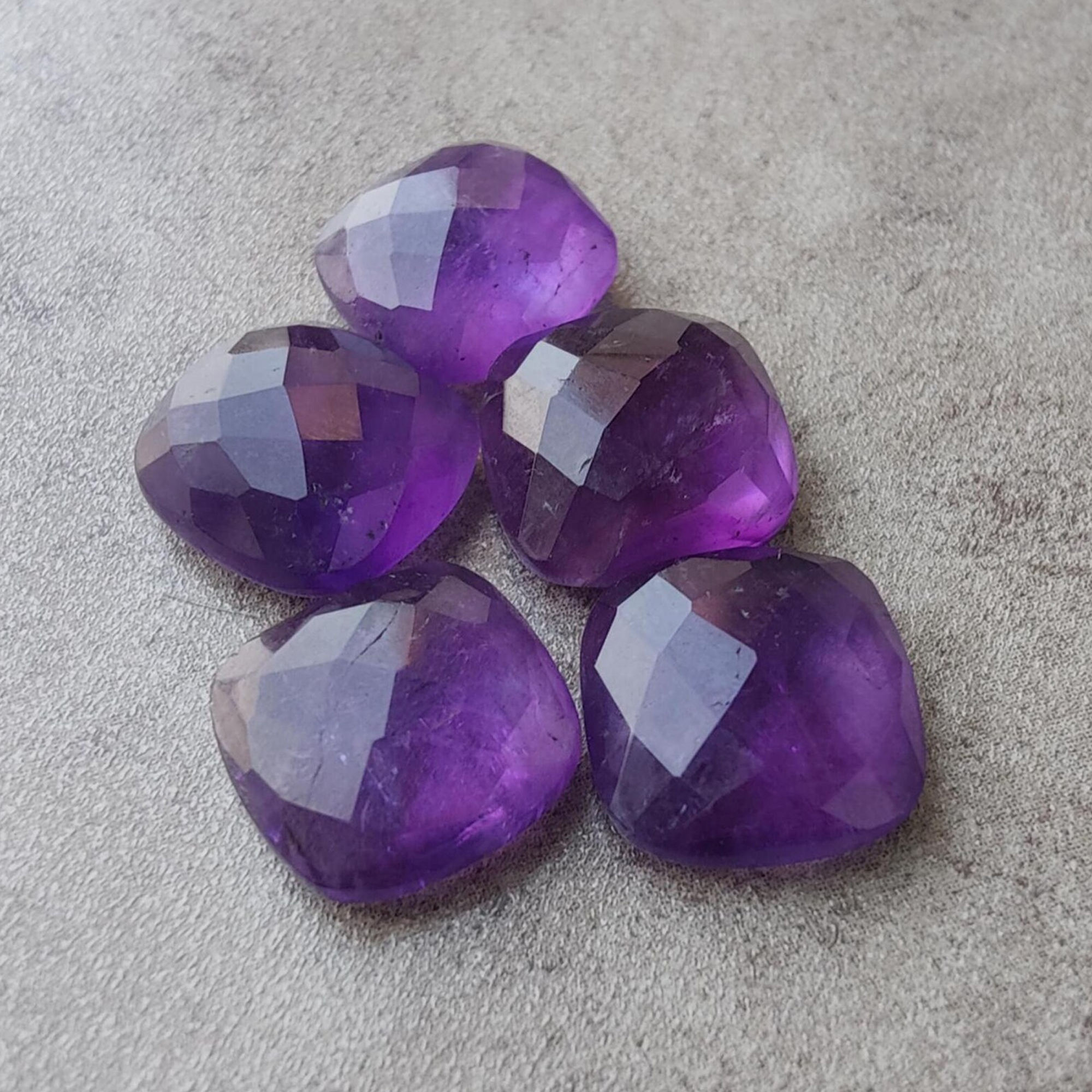 เหมือนในรูป