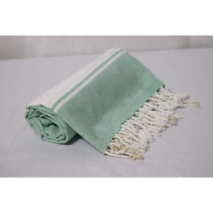 Toalla de Playa Fouta de Alta Calidad Estilo Turco 100% Algodón de Secado Rápido Súper Absorbente Ecológica Sin Arena - Product Image 2