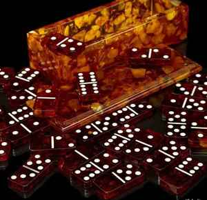 Juego de dominó de resina roja, 28 fichas, doble seis, puntos blancos, diseño artístico, juego de dominó. - Product Image 4