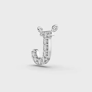 จี้รูปตัวอักษร J ประดับโมอิสซาไนต์ เงินแท้ 925 แบบฝังเพชร ดีไซน์คลาสสิกสำหรับทุกเพศ - Product Image 1