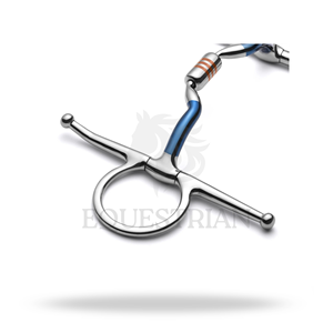 Bocado de hierro dulce tipo snaffle de mejilla completa con puerto bajo y cápsula para entrenamiento y control en equitación - Product Image 4