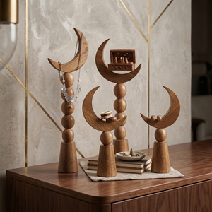 Conjunto de esferas apiladas de madera hechas a mano con forma de luna creciente que aportan elegancia natural a tu espacio de decoración contemporánea. - Product Image 6