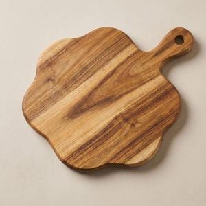 Planche à découper en bois abordable, faite à la main, pour la cuisine et le service, design simple - Product Image 6