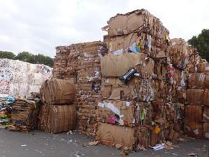 Déchets de cartons ondulés anciens (OCC) de qualité supérieure pour le recyclage – Approvisionnement en vrac - Product Image 3