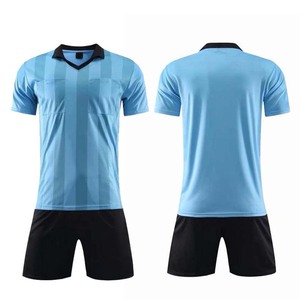Uniformes de Árbitro de Fútbol de Secado Rápido, 100% Poliéster, Colores y Logotipo Personalizables, Transpirables y Ligeros para Partidos de Fútbol Masculino - Product Image 4