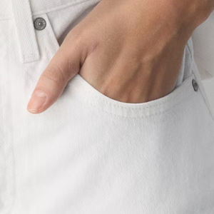 Shorts multi-usages tendance et élégants pour femmes, confortables et extensibles, avec fermeture sécurisée par boutons, parfaits pour les acheteurs en gros, pour un usage décontracté. - Product Image 2