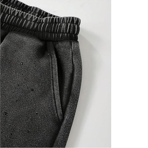 Shorts d'été pour hommes en coton délavé à l'acide, taille mi-haute, séchage rapide, style vintage streetwear, effet soleil délavé, imprimé, poche ornée de strass - Product Image 4