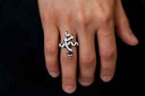 Most Selling 925 Sterling Silver Snake <b>Ring</b> <b>Iced</b> Out Hip Hop Style CZ Diamond Statement <b>Ring</b> Men Rapper Jewelry Gold Finish - Product Image 2