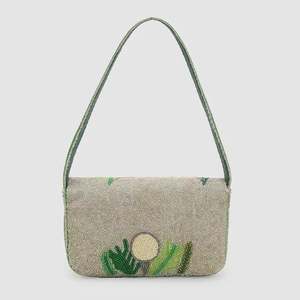 Bolso de Mano Artesanal de Tela Multicolor con Diseño de Carrito de Golf, Bordado de Poliéster Hecho a Mano con Cuentas de Vidrio Lavables, Forma Rectangular - Product Image 2