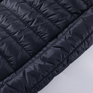 เสื้อกั๊กขนเป็ด Montane แบบสั่งทำพิเศษ สีดำ ซิปหน้า อุ่นสบายสำหรับฤดูหนาว บุนวมอย่างดี ไซส์พลัส เสื้อกั๊กขนเป็ด Montane - Product Image 5