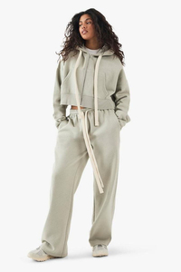 Ensemble sweat à capuche court 100 % coton pour femme, couleur unie, molletonné, avec fermeture éclair, décontracté, pour l'automne, vente en gros - Product Image 3