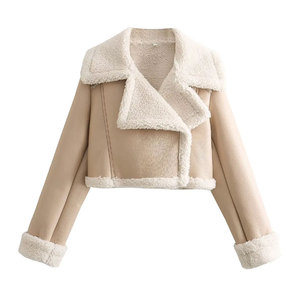 Veste de sport Econex en cuir PU rouge à franges brodées, col rabattu court, manches longues, respirante pour femmes - Product Image 5