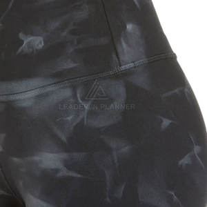 Leggings de yoga para mujer con cintura elástica, último estilo, en venta en línea al por mayor, precio razonable, hechos en Pakistán. - Product Image 5