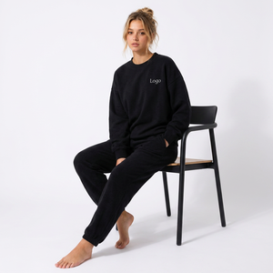 Conjunto de Sudadera con Capucha y Pantalones de Chándal de Dos Piezas para Mujer, con Pedrería, Personalizable, de Forro Polar Suave, Fabricante Mayorista de Ropa - Product Image 5
