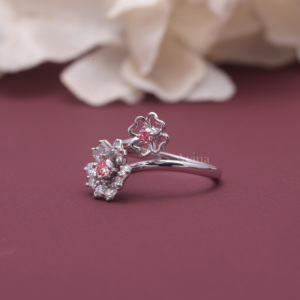 Bague ouverte florale en argent sterling 925 massif avec diamants ronds roses et blancs cultivés en laboratoire certifiés IGI, motif double fleur - Product Image 6
