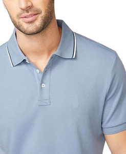 Polo clásico de manga corta con un elegante cuello de doble punta para un look refinado y atemporal. - Product Image 2