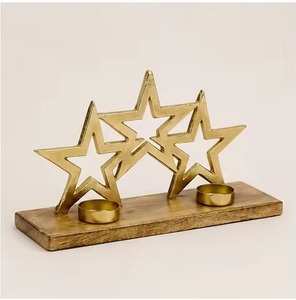Support de bougie Iron Star avec base en bois pour la décoration de Noël à la maison - Product Image 3