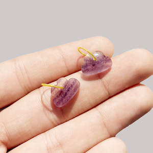 Dijes de Fluorita Natural en Forma de Nube con Aro Dorado, Hechos a Mano, Piedras Semipreciosas para Joyería - Product Image 6