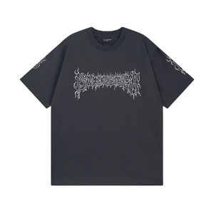 Camisetas estampadas a la moda con serigrafía duradera, costuras de primera calidad y tacto de algodón suave para uso diario. - Product Image 1