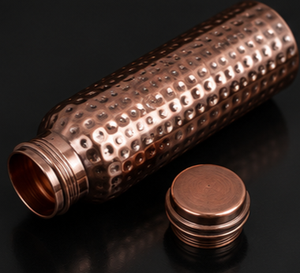 Botella de Agua de Metal Martillado Estilo Indio, CopperCraft Elite y Tradicional, Diseño Minimalista a Prueba de Fugas, Material de Cobre Puro - Product Image 3