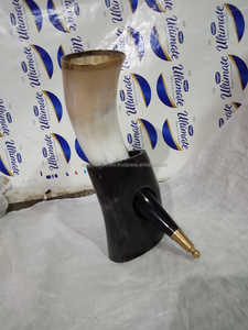 Cuerno rústico natural medieval para beber, con soporte, jarra de cerveza artesanal, recipiente vikingo para beber, interior apto para alimentos, para cerveza. - Product Image 3