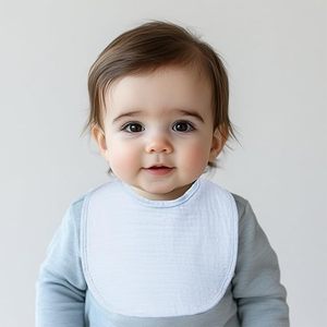 Bavoirs pour bébé en bambou 100% doux - Design réversible bio, fermetures sans boutons-pression, imprimés élégants pour l'alimentation quotidienne - Product Image 4