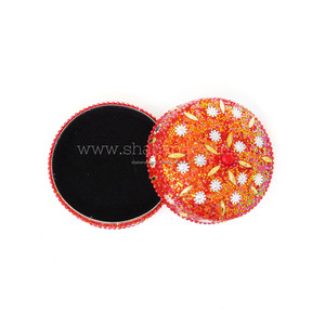 Boîte à pilules, boîte à bibelots personnalisée de qualité supérieure, décor de table perlé, boîte à bibelots ronde décorative facile à transporter à prix abordable - Product Image 3