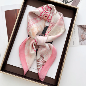 1 pièce Foulard carré 70*70cm pour femme, de luxe, bandana, châle de tête, foulard pour cheveux, écharpe de cou, hijab, mode printemps-été - Product Image 1