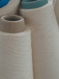 Filament de polypropylène 100% 900D POY à extrémités ouvertes, résistant à l'abrasion, ignifuge, pour le tricot à la main et le tissage textile - Product Image 4