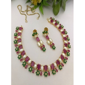 Exquisito Juego de Collar y Aretes de Moissanita y Latón Chapado en Oro de Primera Calidad, Joyería para Mujer, Regalo de Aniversario de Bodas - Product Image 2