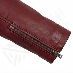 เสื้อแจ็คเก็ตหนังสไตล์ไบค์เกอร์สำหรับผู้ชาย ดีไซน์ปกเสื้อแบบเชิ้ต ปลายแขนเสื้อเปิด ปรับแต่งได้ตามต้องการ พร้อมอุปกรณ์ป้องกันสำหรับขี่รถ สามารถเลือกสีได้ - Product Image 6