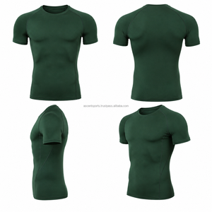Camiseta Deportiva de Manga Corta Verde para Hombre, 100% Poliéster, Secado Rápido, Impresión por Transferencia de Calor, Logotipo Frontal, Hecha en Pakistán - Product Image 2