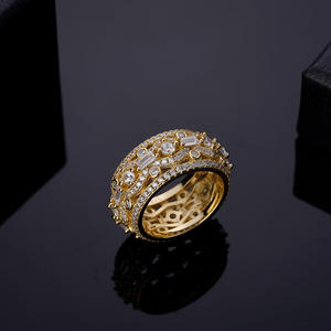 Anillo de banda ancha de lujo de plata 925 con diamante cultivado en laboratorio, joyería de moda premium para compradores mayoristas y minoristas - Product Image 1
