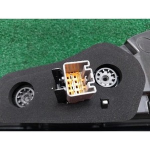 Luz Trasera Izquierda Usada Discovery HY3213405AF - Product Image 3