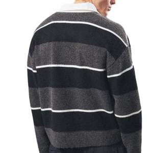 Suéter de Punto a Rayas para Hombre, Cuello Camisero en Contraste, Color Carbón, Manga Larga, Estilo Casual, para Invierno, Mezcla de Algodón Suave, OEM - Product Image 4