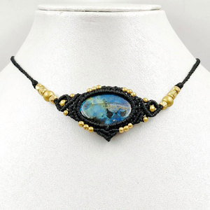 Collier ras-de-cou en macramé de labradorite fait main, vente en gros - Product Image 3