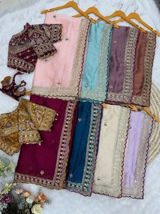 Conjunto de Saree Bordado con Blusa y Dupatta de Tela de Red, Color Morado Borgoña, para Bodas y Fiestas - Product Image 5